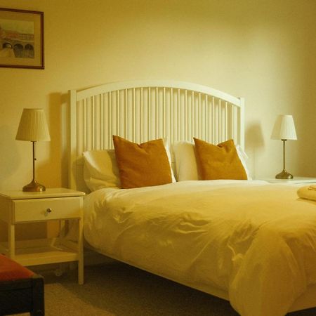 Spacious Home In Bath, Nature And City! 外观 照片