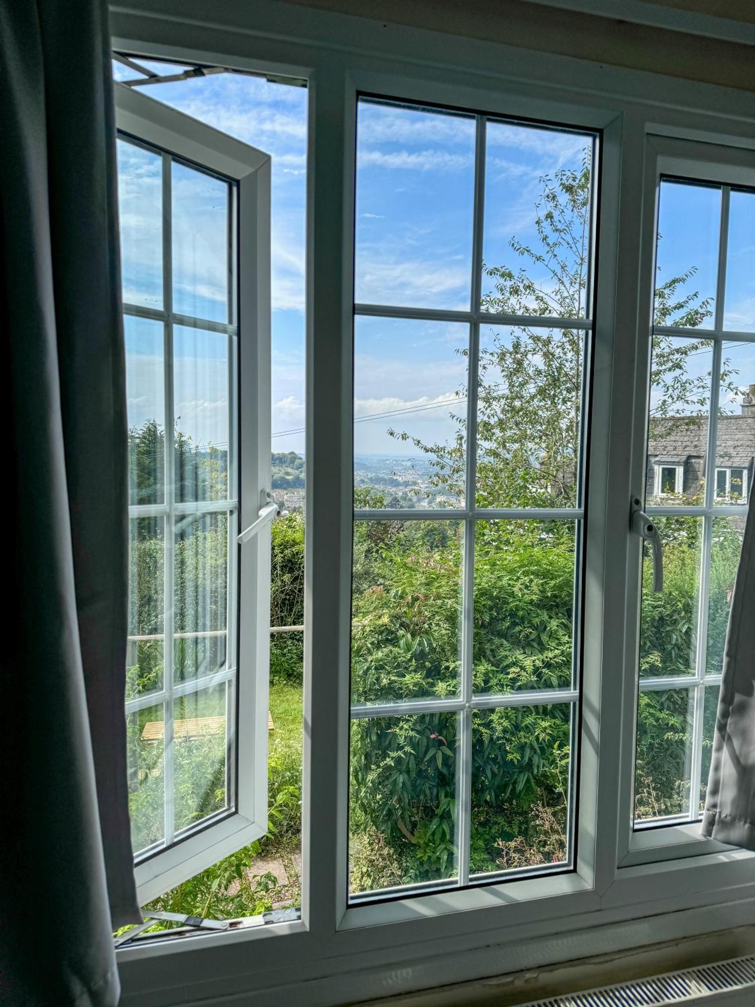 Spacious Home In Bath, Nature And City! 外观 照片