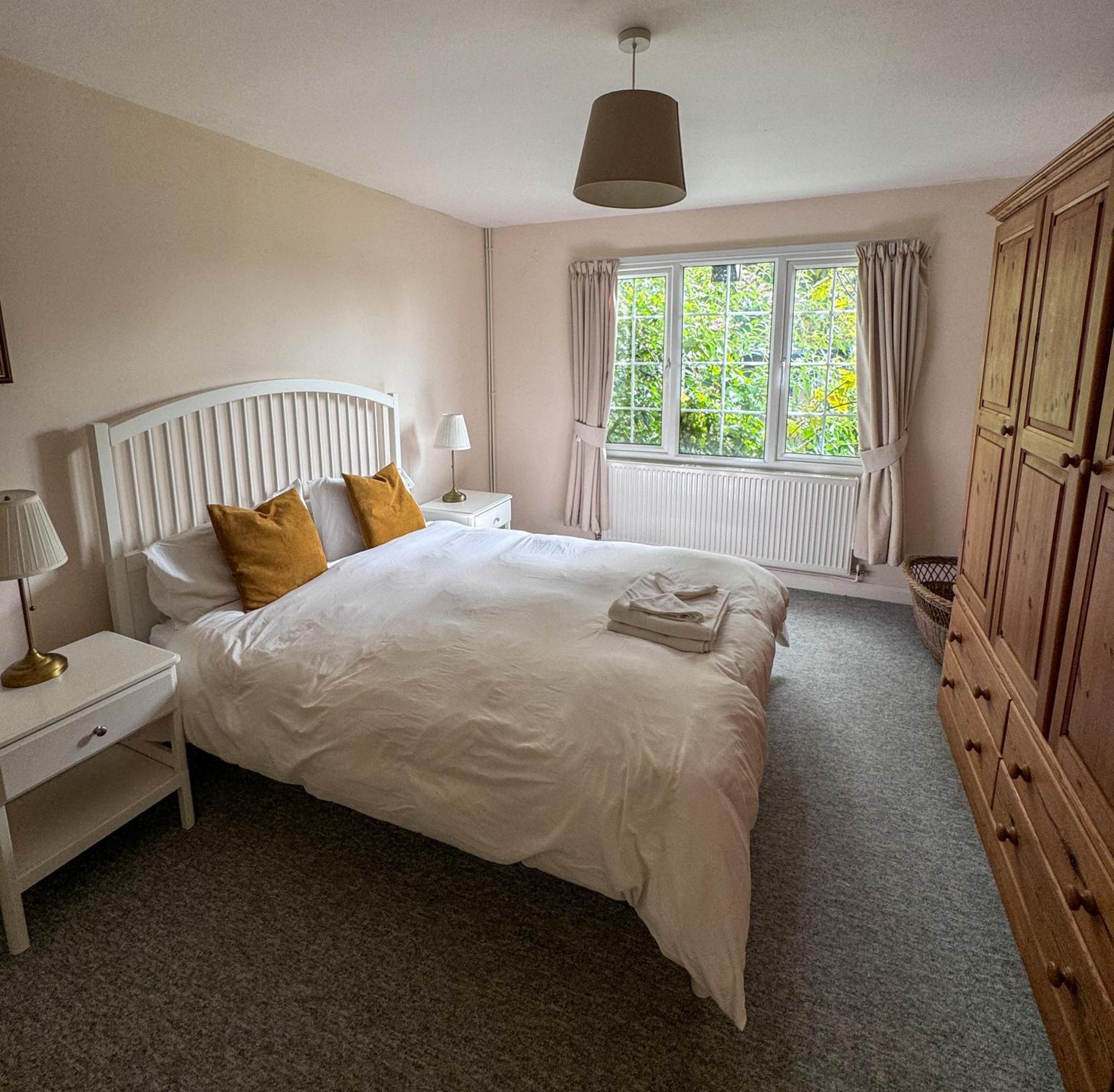 Spacious Home In Bath, Nature And City! 外观 照片