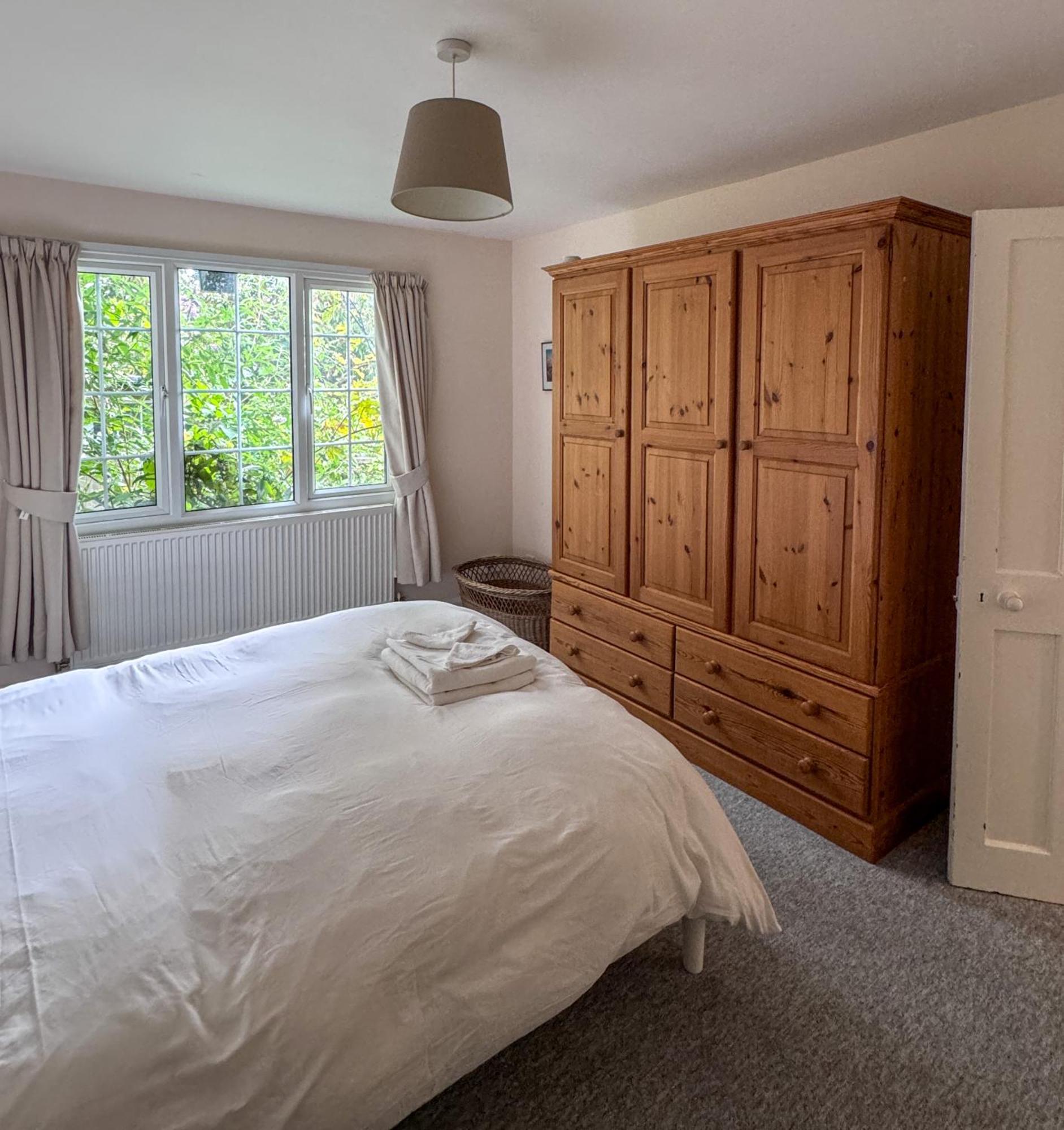 Spacious Home In Bath, Nature And City! 外观 照片